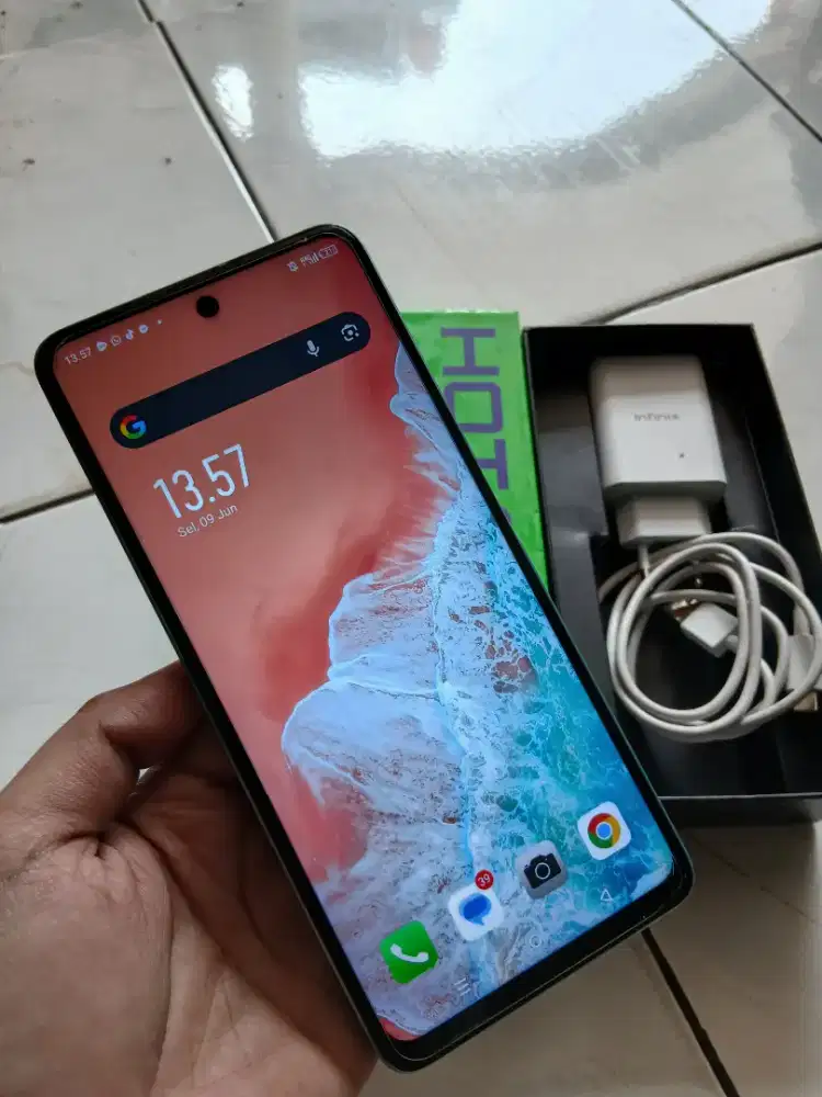 Infinix Hot 30 ram 8+8/128 Fullset