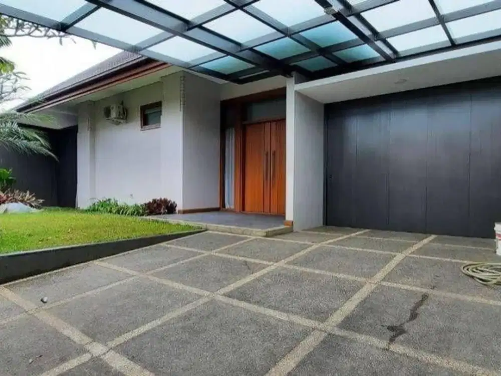Dijual Rumah Mewah Dengan Kolam Renang Di Ciumbuleuit Bandung