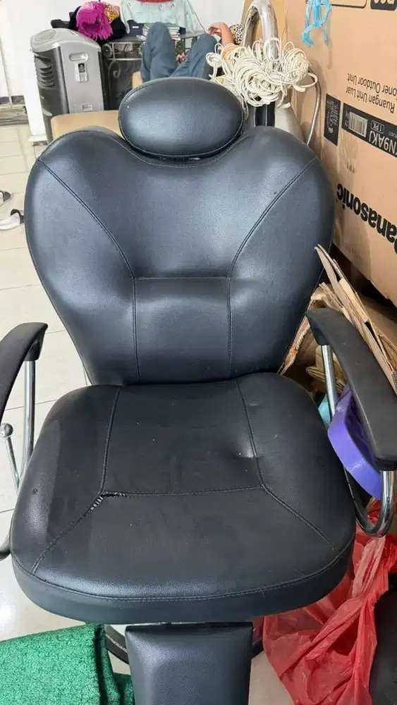 DIJUAL KURSI SALON / BARBER CHAIR