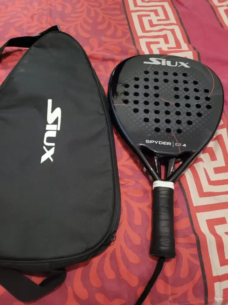 RAKET PADEL SIUX DIJUAL