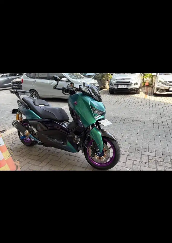 Yamaha Xmax 2023