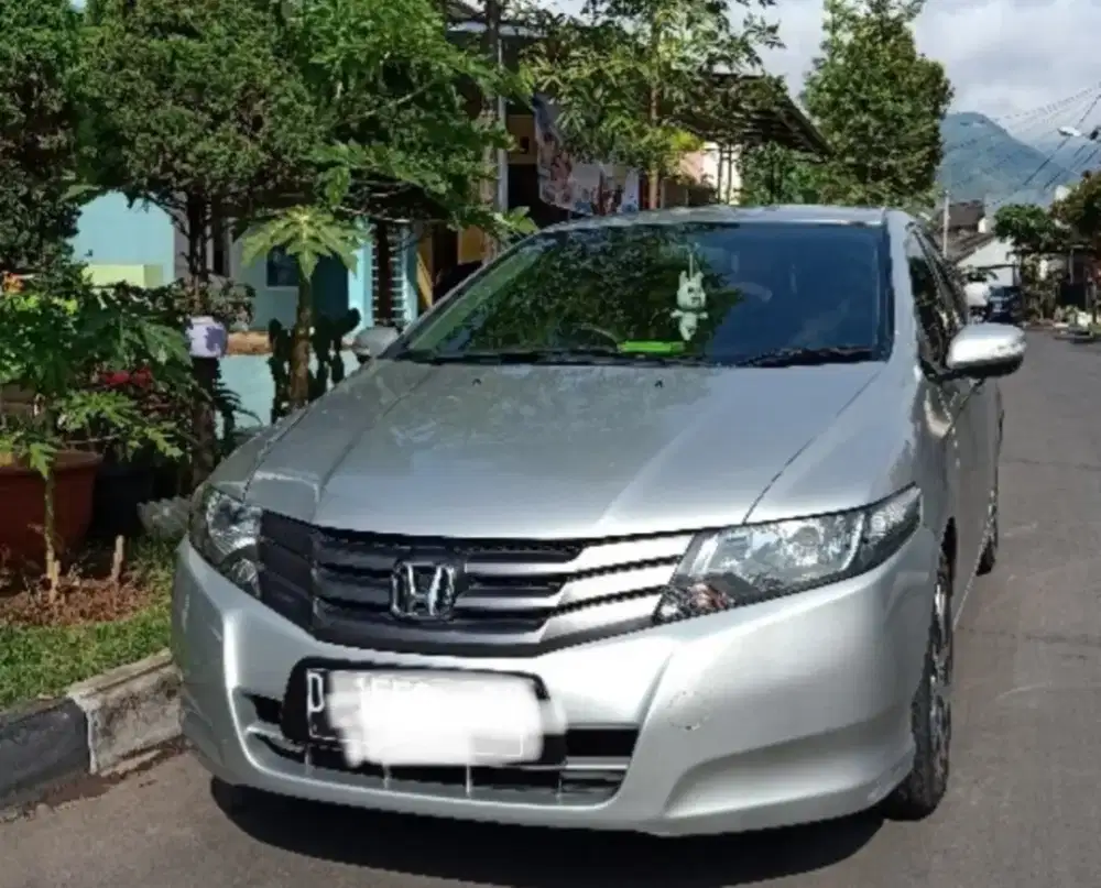Dijual Honda city 2010 matic kondisi baik