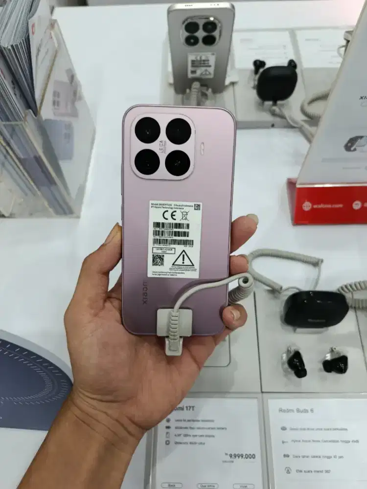 Kredit Xiaomi 17T di Home Credit