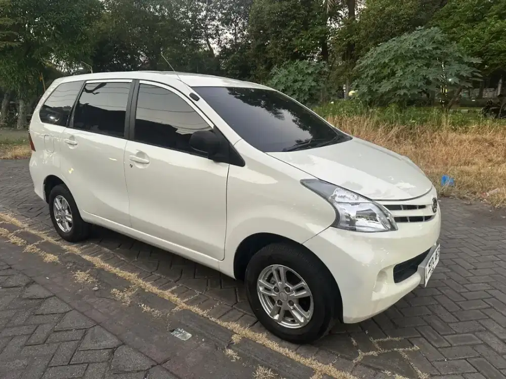Daihatsu Xenia 1.0 Manual 2012 Pajak Panjang Ban Baru
