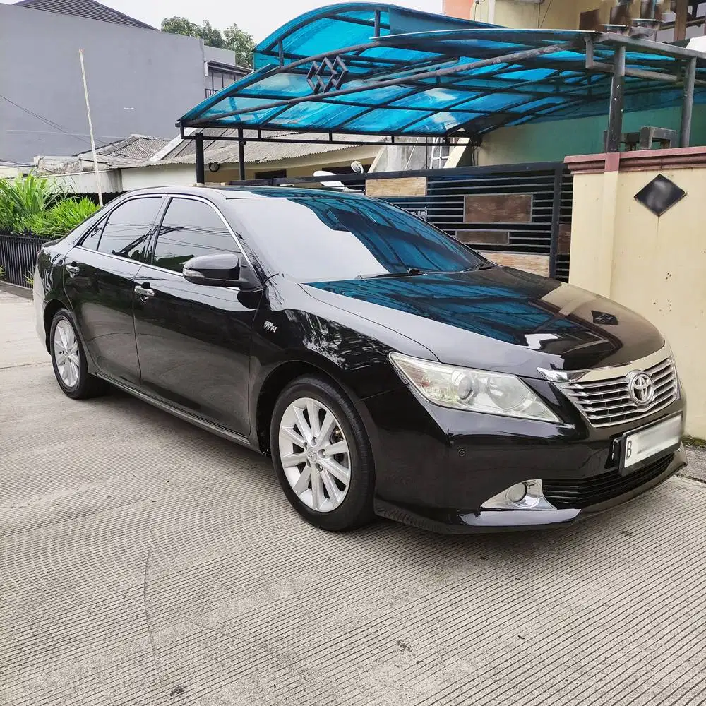 Toyota Camry V 2013 Matic