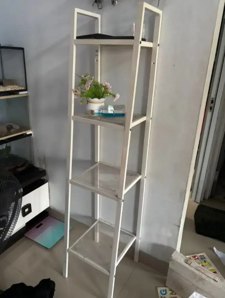 Rak Besi Cakep Elegan