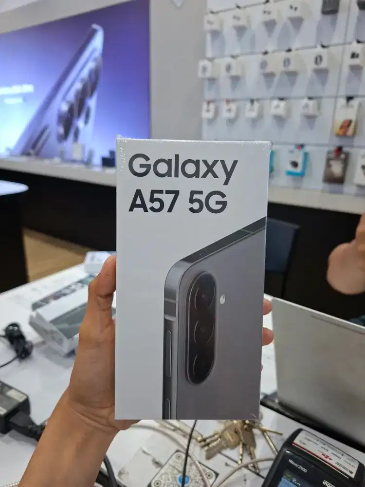 SAMSUNG A57 8/128 FREE BUDS CORE