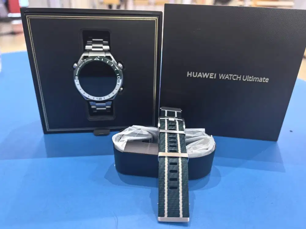 DIJUAL HUAWEI WATCH ULTIMATE GREEN STEEL