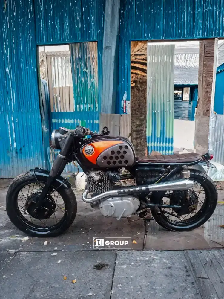 FOR SALE!! HONDA CB72 1966