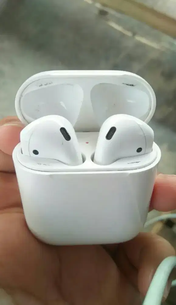 Jual Apple AirPods Gen 2.