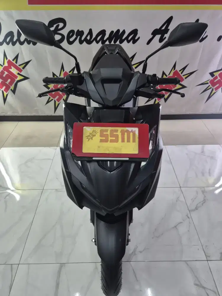 H new Vario 160cc keyless