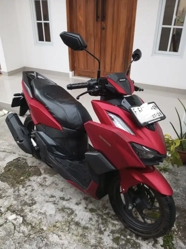 Vario 160 CBS merah 2023