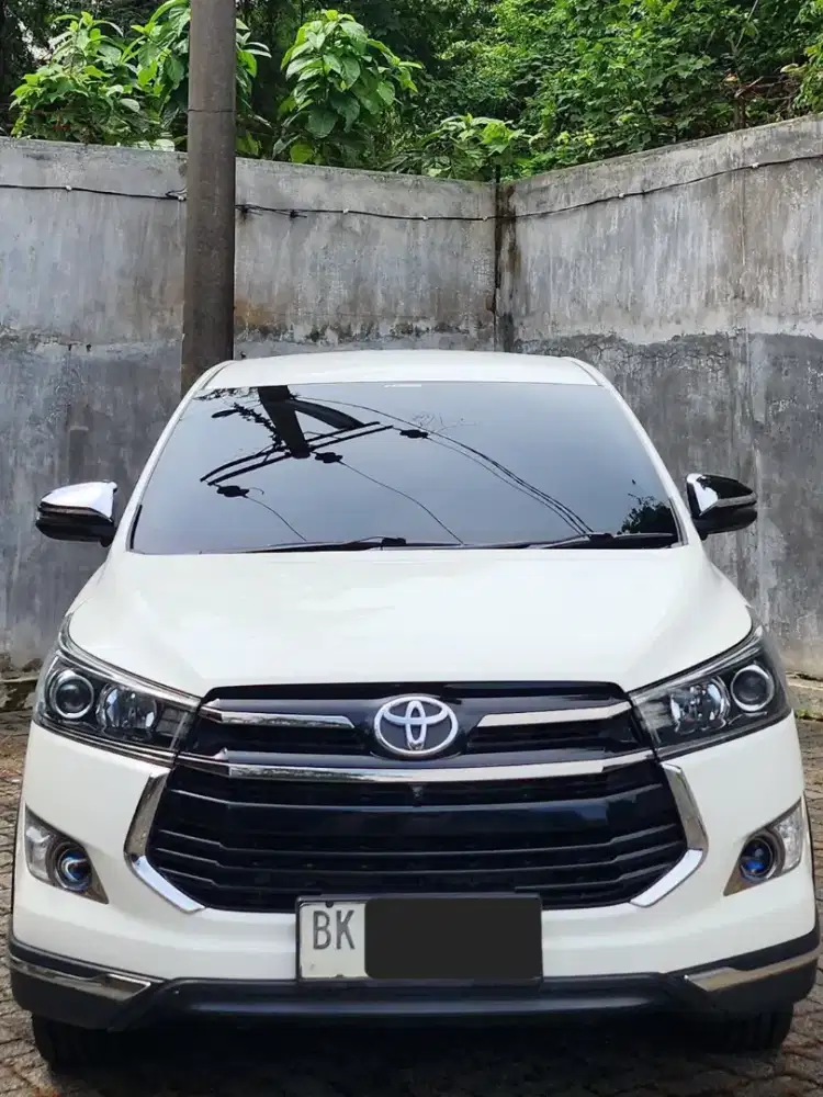 TOYOTA INNOVA VENTURER 2.4 AT 2018
