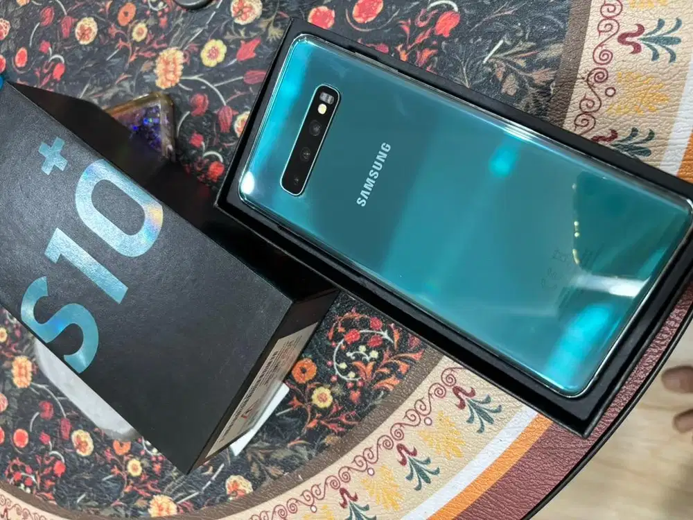 Samsung galaxy S10+ 8/128