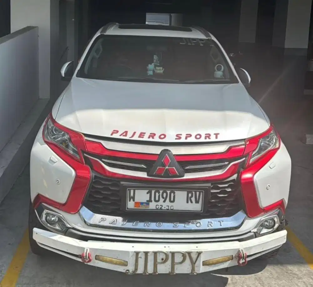 pajero pemakaian wanita pribadi tangan pertama