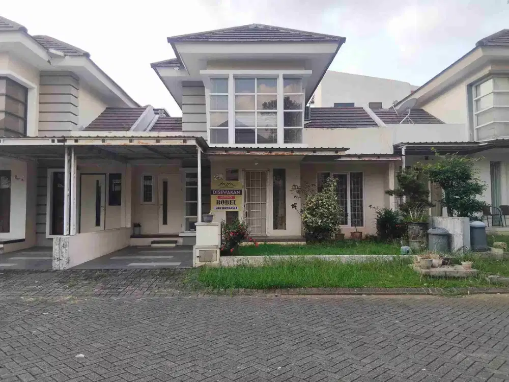 Disewakan rumah ada perabotan kota Jember