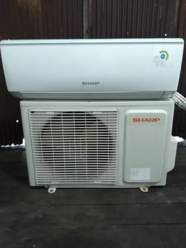 MENJUAL AC BEKAS 1/2 PK KOMPLIT