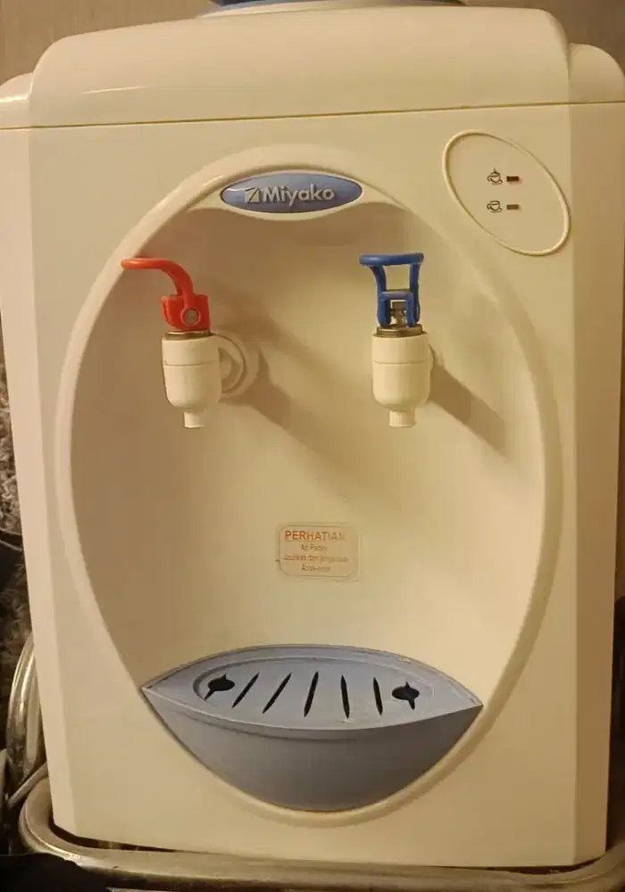 Miyako dispenser