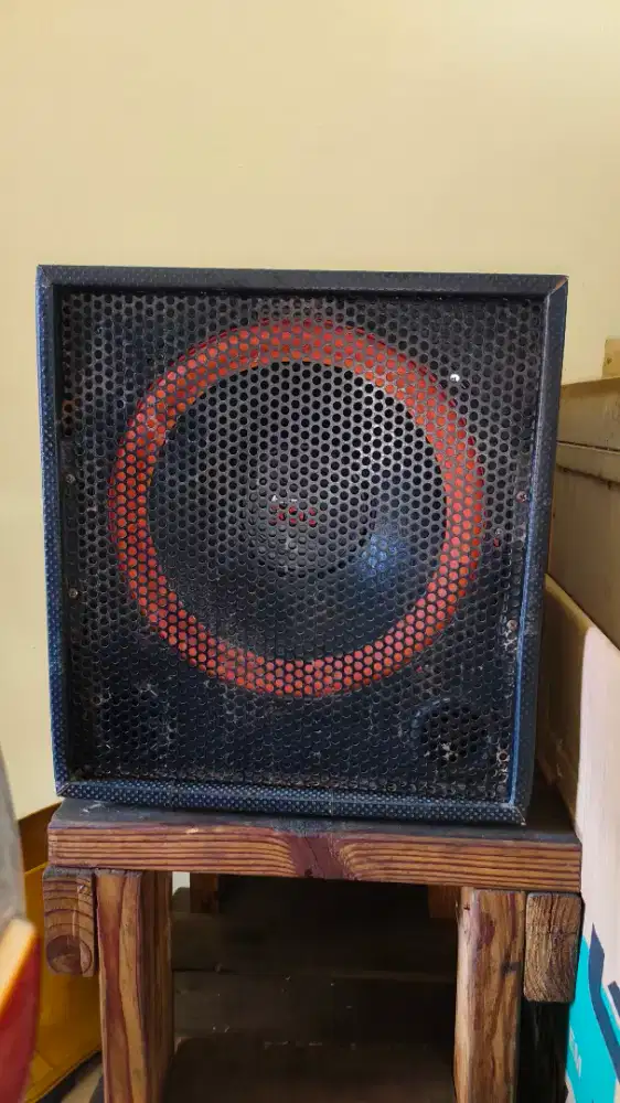 Subwoofer merk BOSS