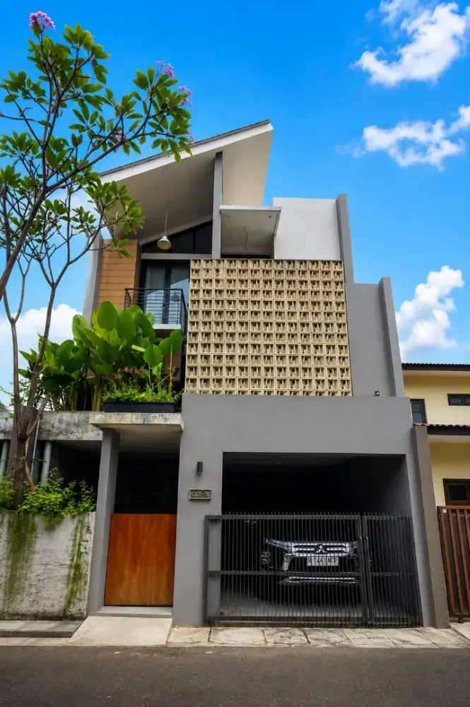 Rumah Minimalis 3 lantai Harga 2 lantai