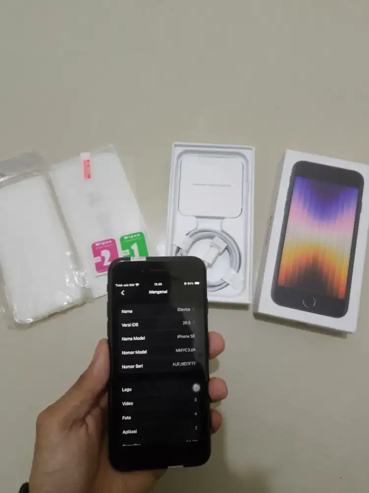 iPhone SE 3 64GB
