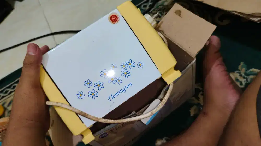 Pemanggang Roti (Toaster)