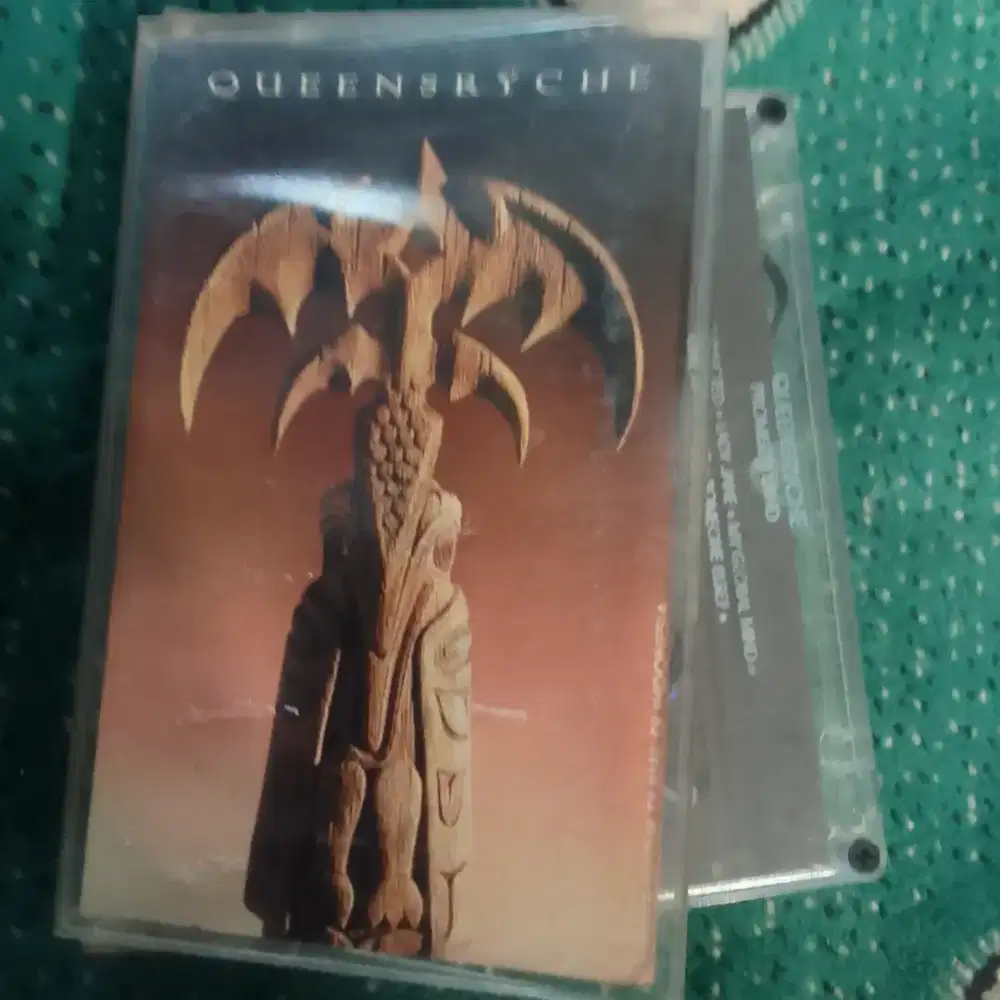 Kaset Queensryche