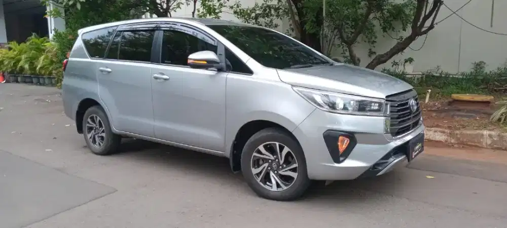TOYOTA INNOVA 2.4 V REBORN DIESEL.2021 SILVER