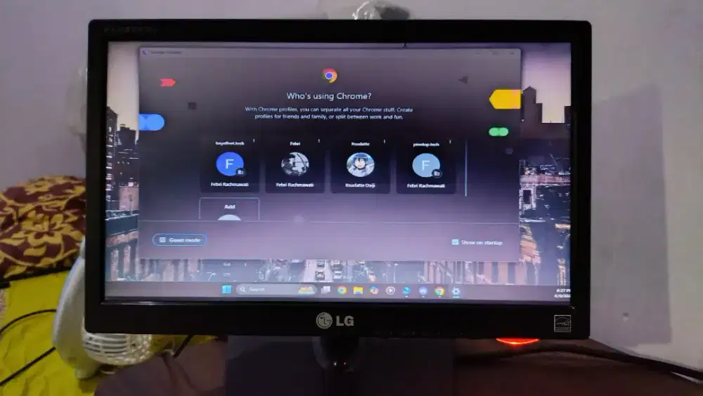 Monitor murah LG 16 inch Layak Pakai paket lengkap cek deskripsi