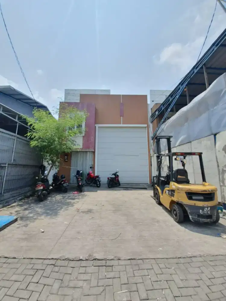 Disewakan/ jual gudang siap pakai di cakung cilincing jakarta