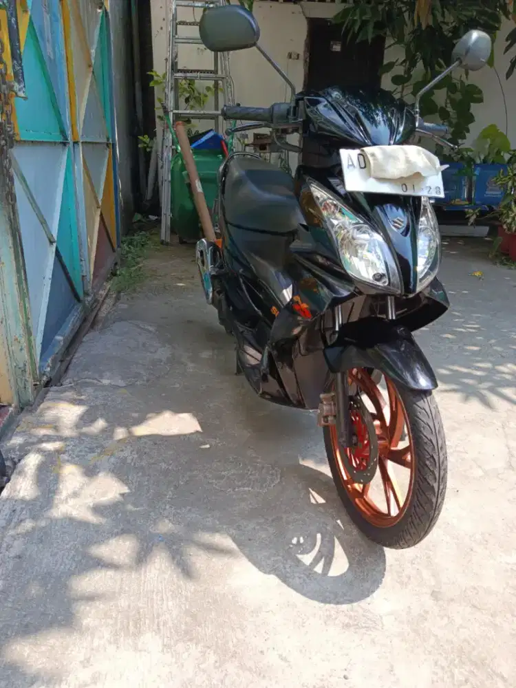 SKYWAVE SUZUKI  SKYWAVE