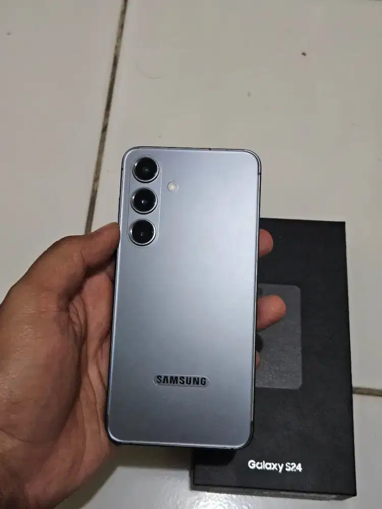 Samsung s24 8/512gb sein