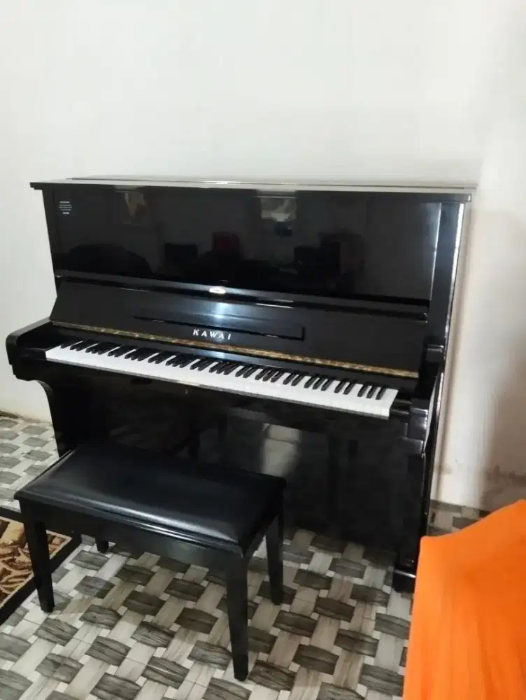 PIANO KAWAI TIPE KU-3D K494719
