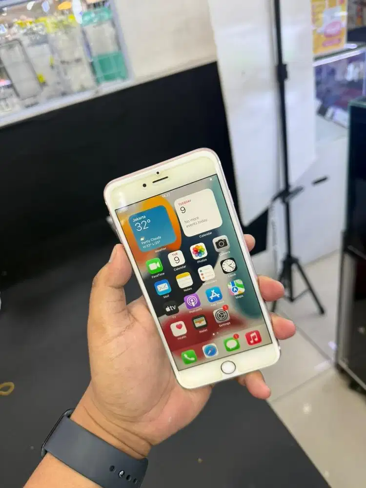 Iphone 6s plus 128GB ex inter Hp kabel aja mulus