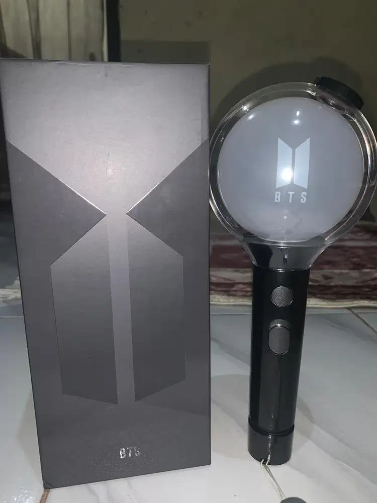 OFFICIAL  LIGHTSTICK BTS ARMY BOMB  SE MOTS