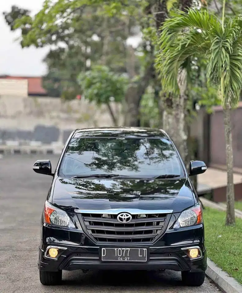Toyota Kijang Innova 2014 Bensin
