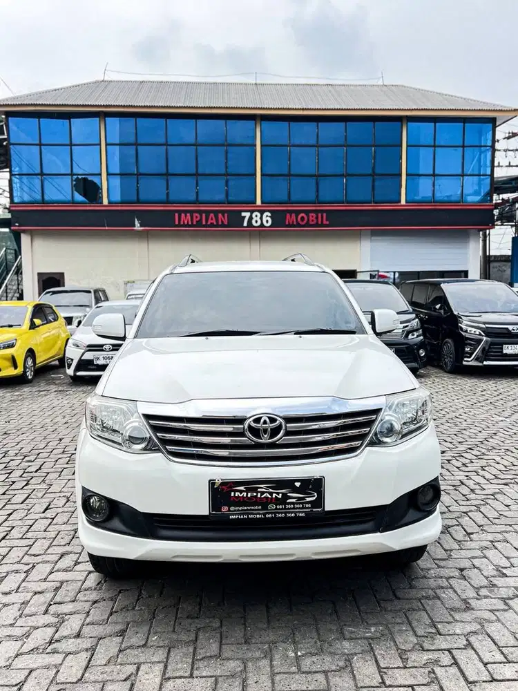 Toyota Fortuner 2.5 G Diesel Manual 2012  Pajero Xpander Fortuner