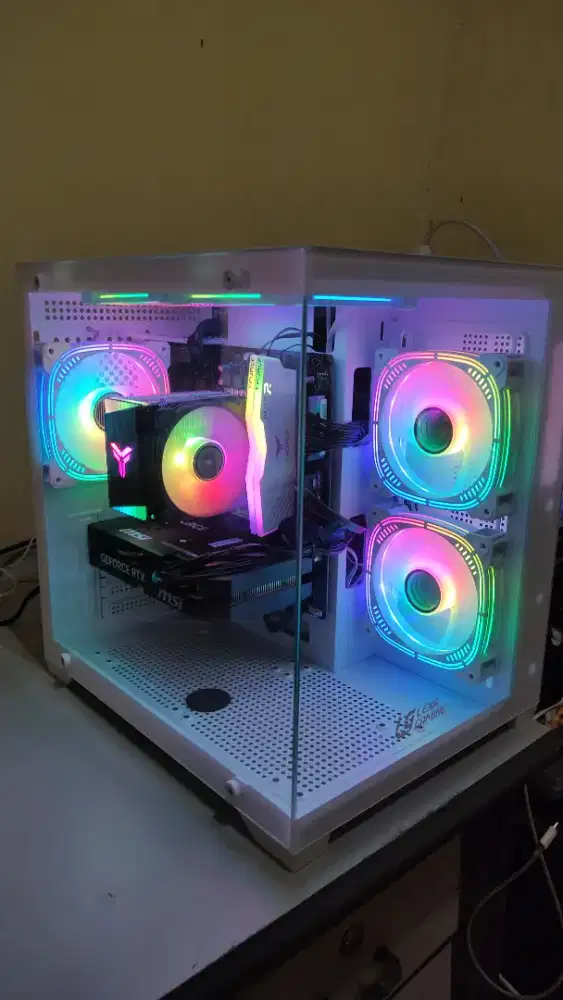 PC ONLY RTX 5060 8GB INTEL CORE i5 12400F SSD NVMe 512GB RAM 32GB DDR4