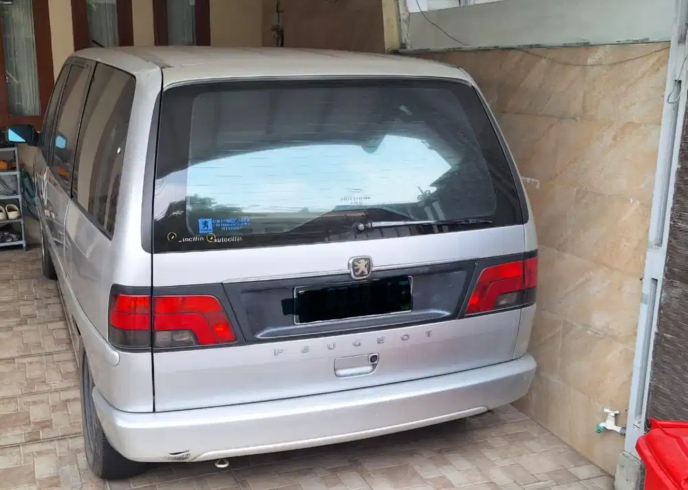 Peugeot 806 M/T 2002/01 Solar istimewa Silver ( Cash )
