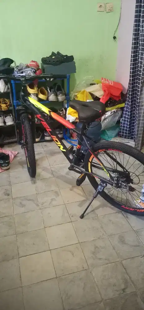 Sepeda gunung merk velion