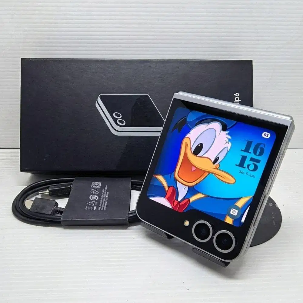 LIKE NEW 99%! SAMSUNG GALAXY Z FLIP 6 5G 12/256 SILVER SEIN FULLSET SE