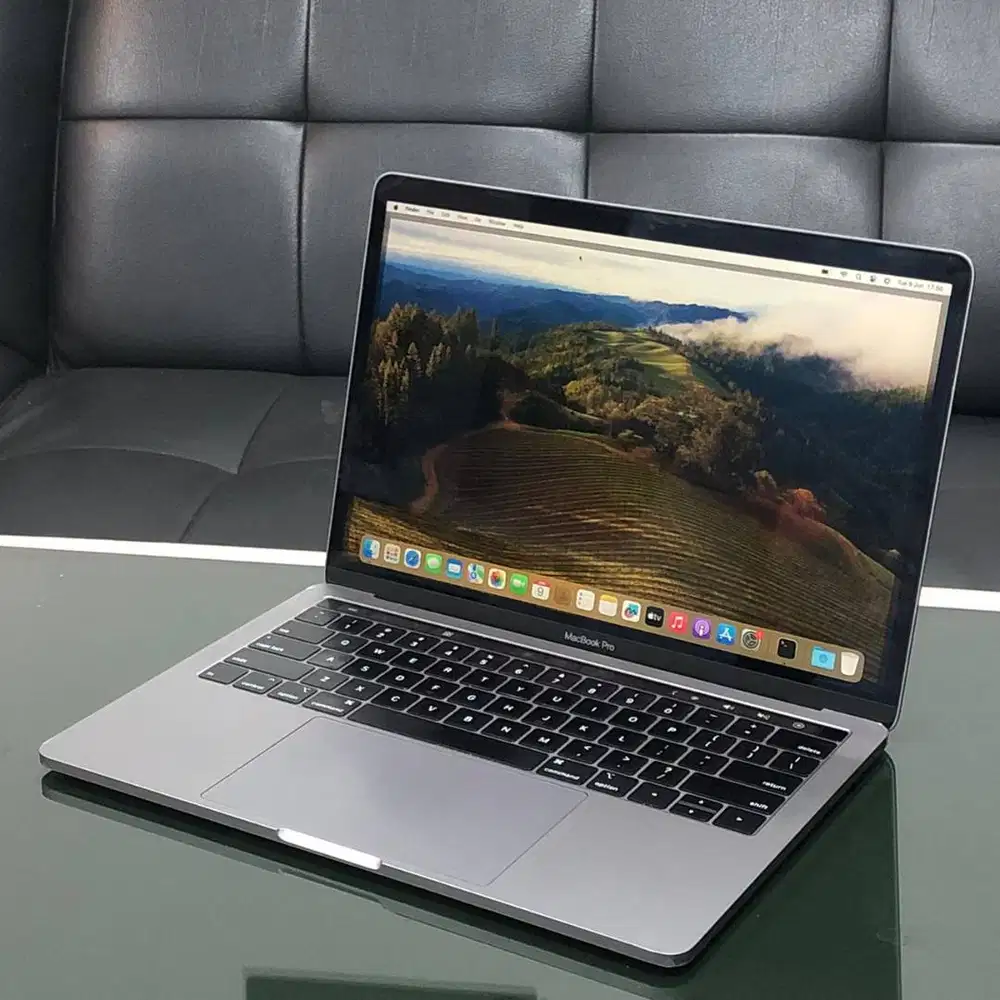 MacBook Pro 2019 i5 16GB SSD 256GB – Siap Kerja & Multitasking