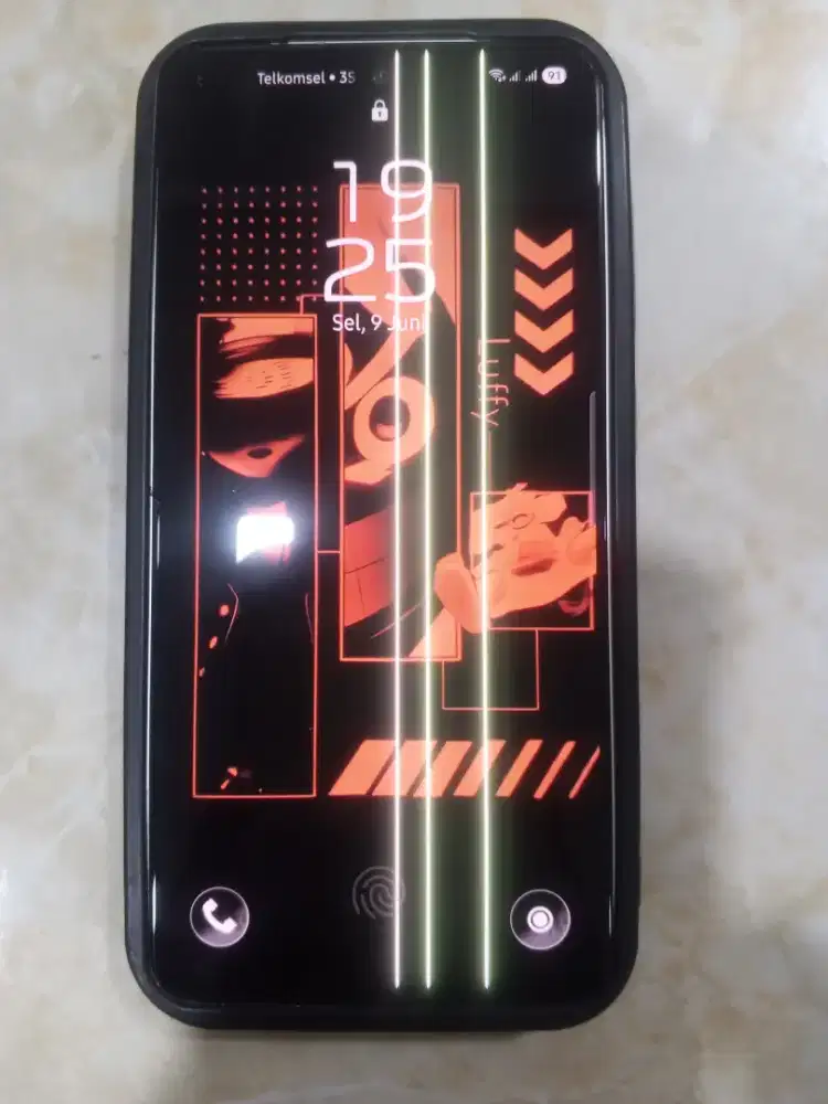 Samsung S21 Fe layar 3 garis