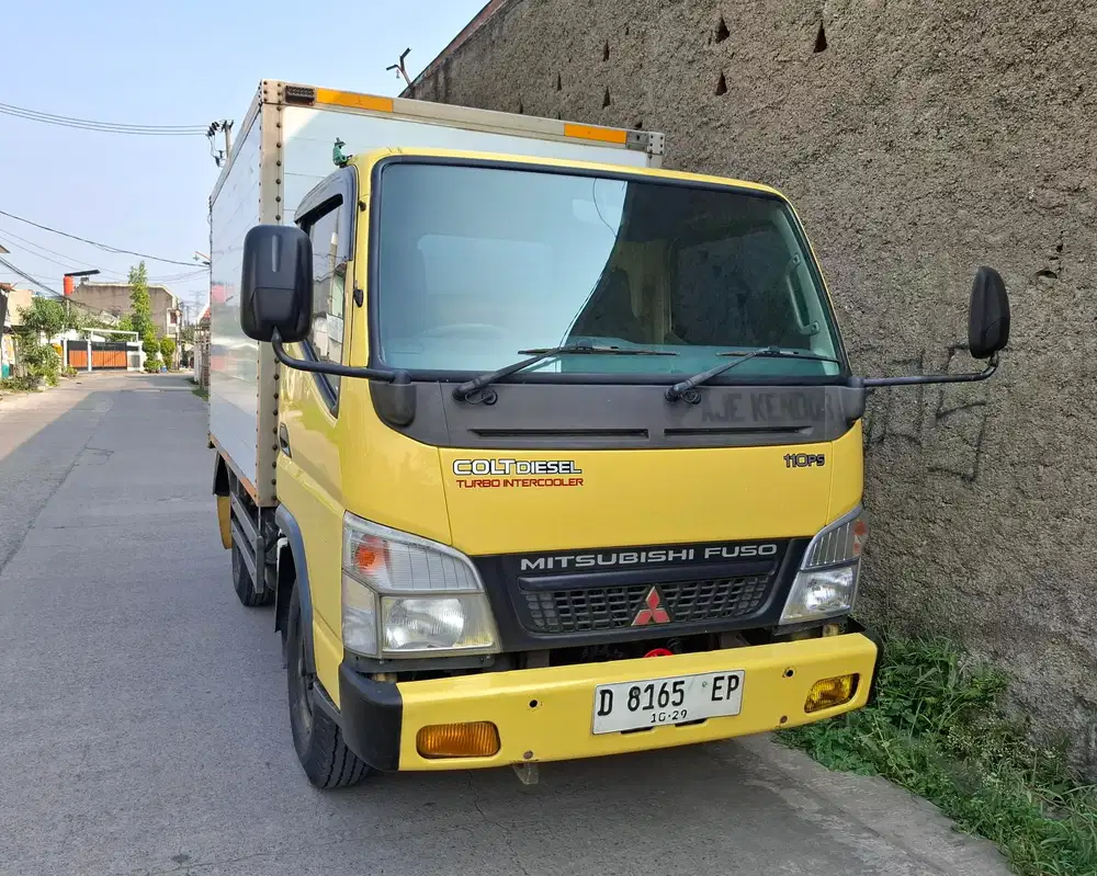Colt Diesel Engkel Box Aluminium Mitsubishi Canter FE 71 Thn 2014