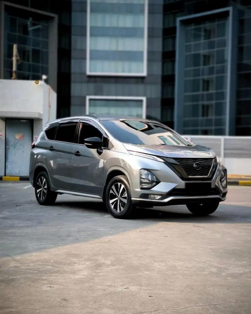 Nissan Livina VL 1.5 Matic 2016 Sangat Terawat