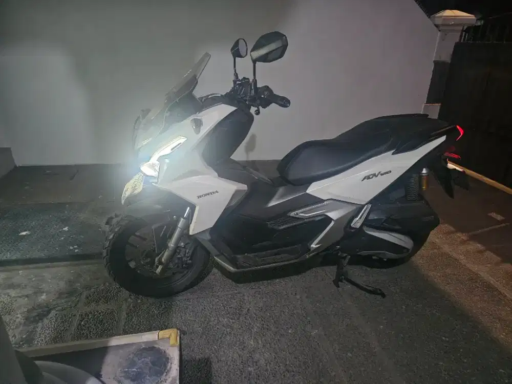HONDA ADV 160 CBS DYNAMIC WHITE 2024