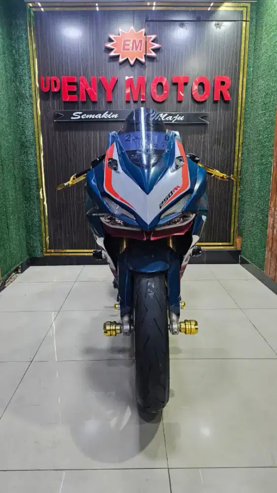 UD ENY MOTOR - Honda CBR 250 ABS thn 2018