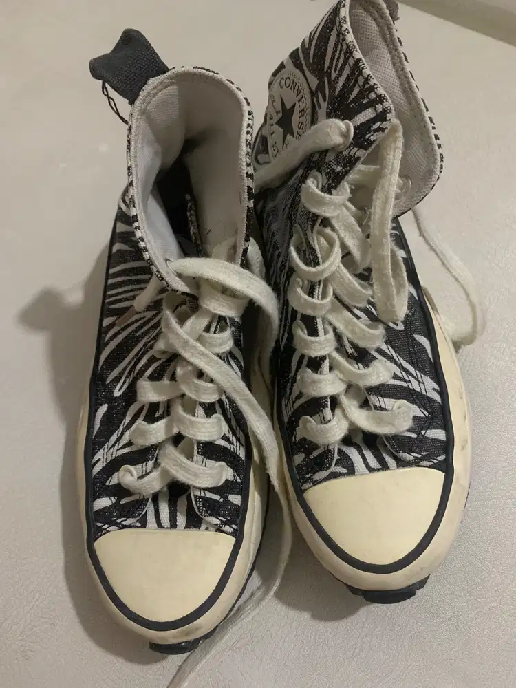 Converse Run Star Hike Animalier Zebra Print Lugged Platform Hi Egret
