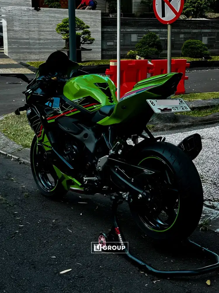 FOR SALE!!! KAWASAKI ZX25 RR