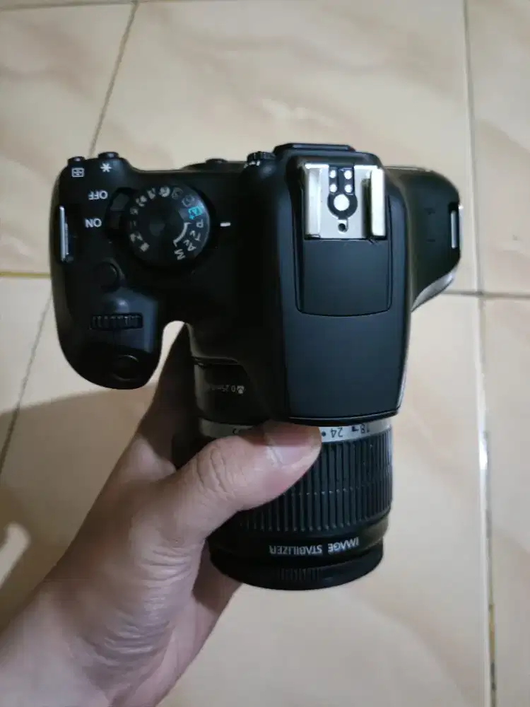 CANON 1300D WIFI